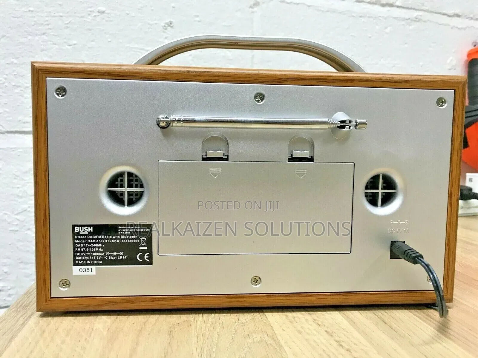 UK BUSH DAB FM Bluetooth Silver Wood Digital Radio