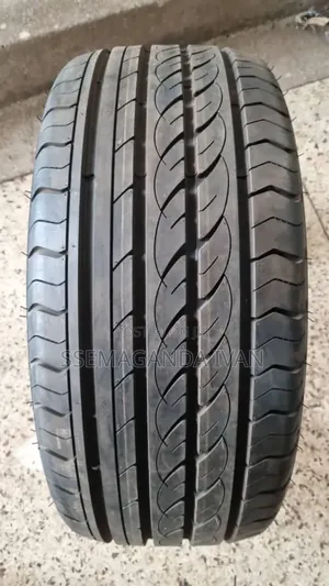 Photo - 245/45r17 Sport Rx