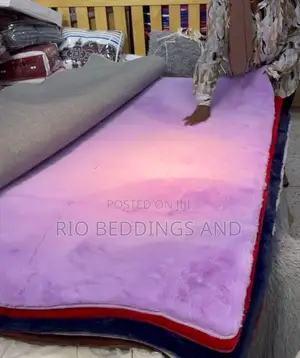 Rabbit Fur Carpet / Soft Material Available