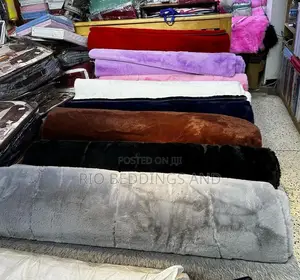 Rabbit Fur Carpet / Soft Material Available