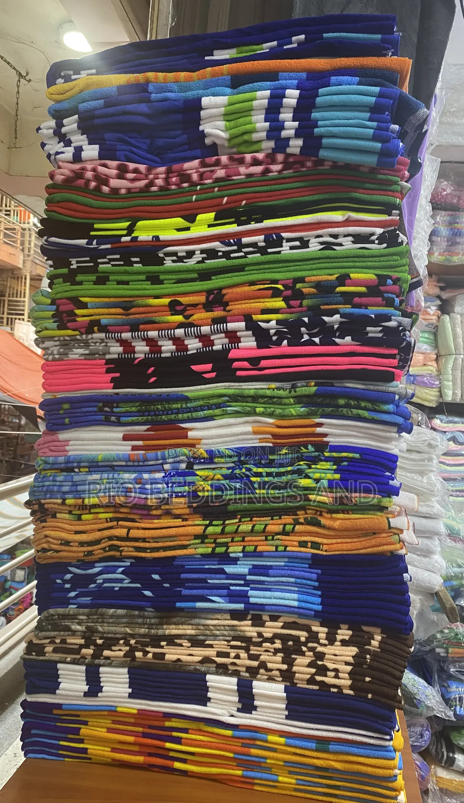 Small Towels / Available