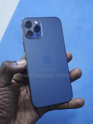Photo - Apple iPhone 12 Pro 256 GB Blue