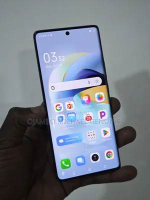 Tecno Camon 30 Pro 5G 256 GB Silver