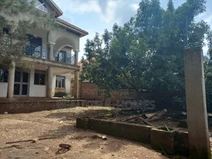 Furnished 5bdrm House in Kira for sale