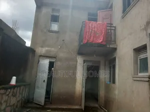 Furnished 5bdrm House in Kira for sale