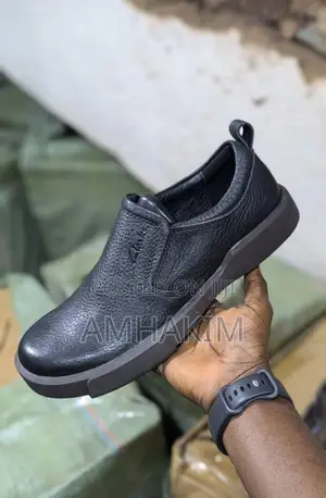 New Men's Low Clarks Casuals in Stock