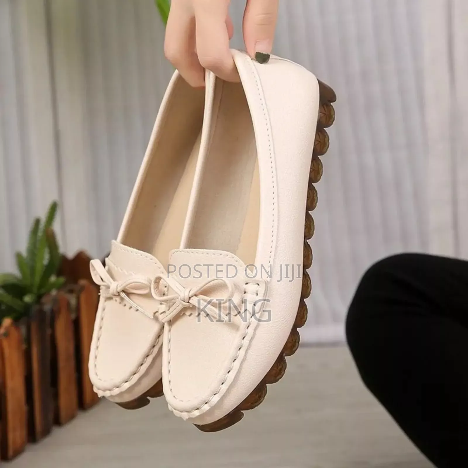 Crack Ladies Casual Classic Shoes