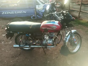 Simba UG Boss+ 100cc 2022 Red