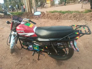 Hero Hunter 125 2022 Red
