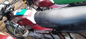 Bajaj Boxer 2019 Red