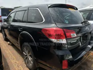 Subaru Outback 2.5i 2011 Black