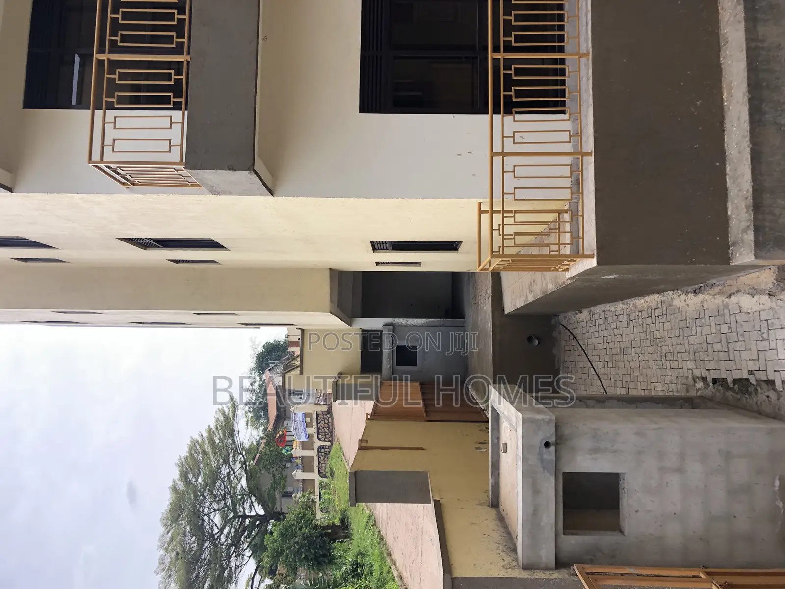 Furnished 3bdrm Condo in Kisaasi, Central Division for sale
