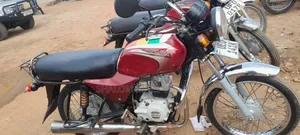 Bajaj Boxer 2019 Red