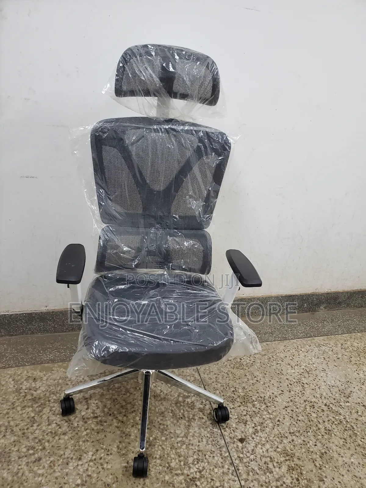 Executive Office Chair/World Class Office Chair(Recliner)