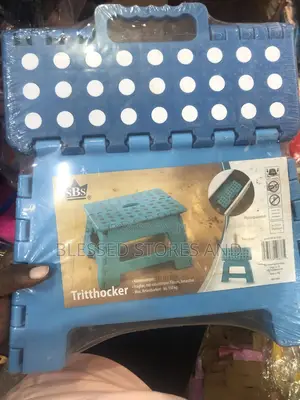 Foldable Travel Stool and Seat