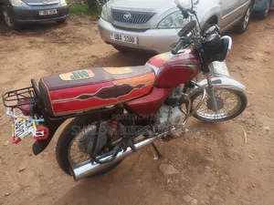 Bajaj Boxer 100 2021 Red