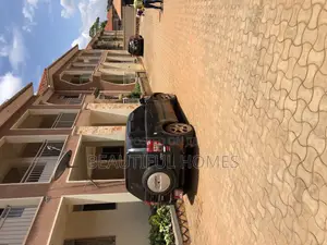 Furnished 2bdrm Block of Flats in Kira Town Tarmack for sale