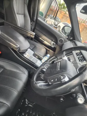 Land Rover Range Rover Vogue 2016 Silver