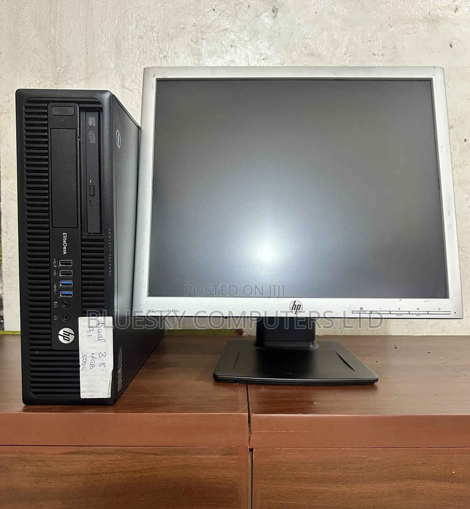Desktop Computer HP 4GB AMD A8 HDD 500GB