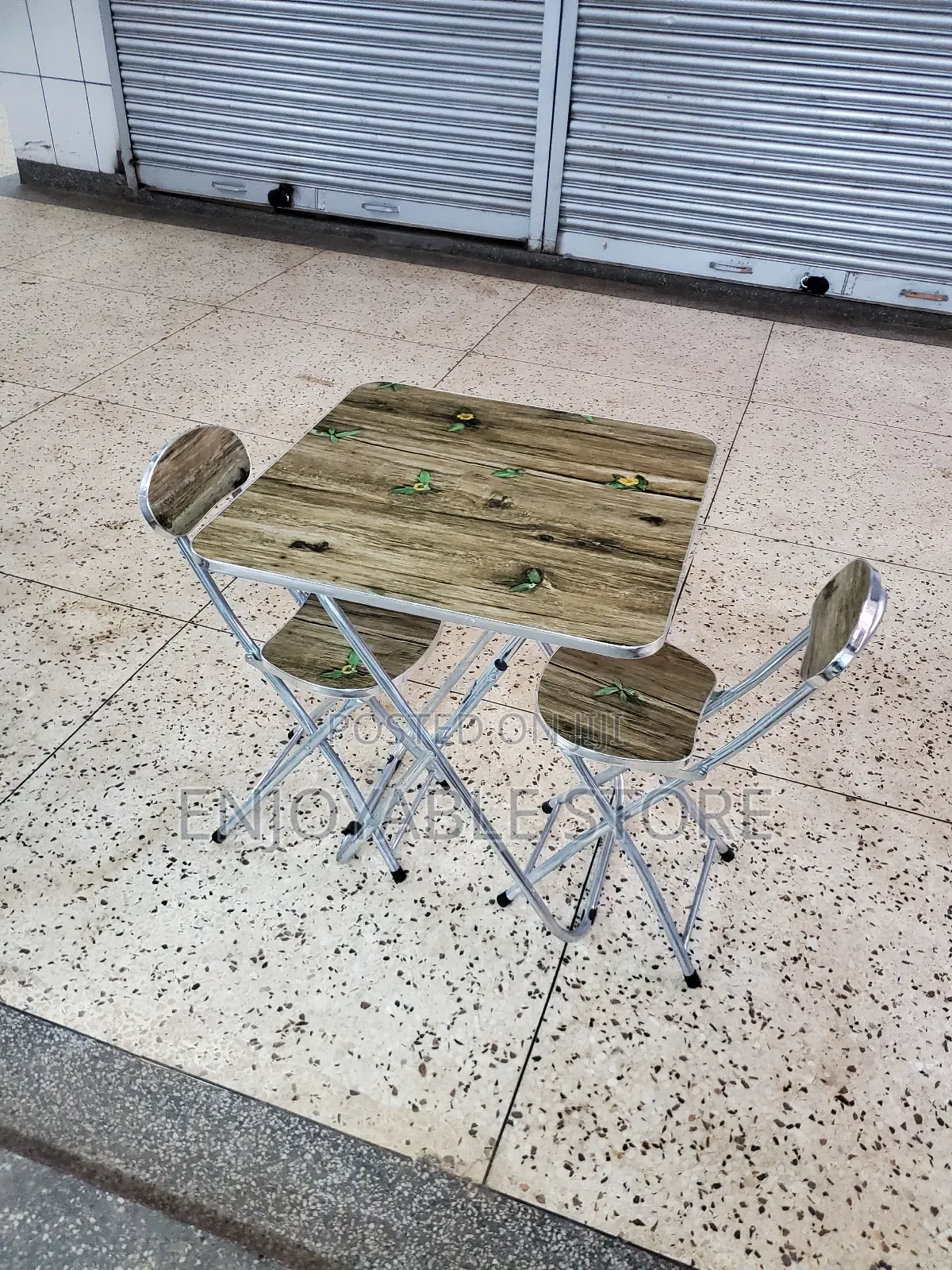 Modern Class Reading Table and 2 Chairs Set