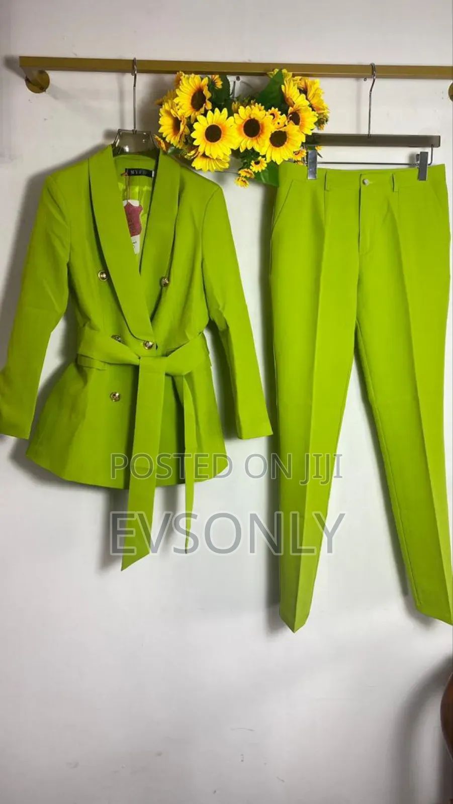 Ladies Turkey Suits Heavy Material