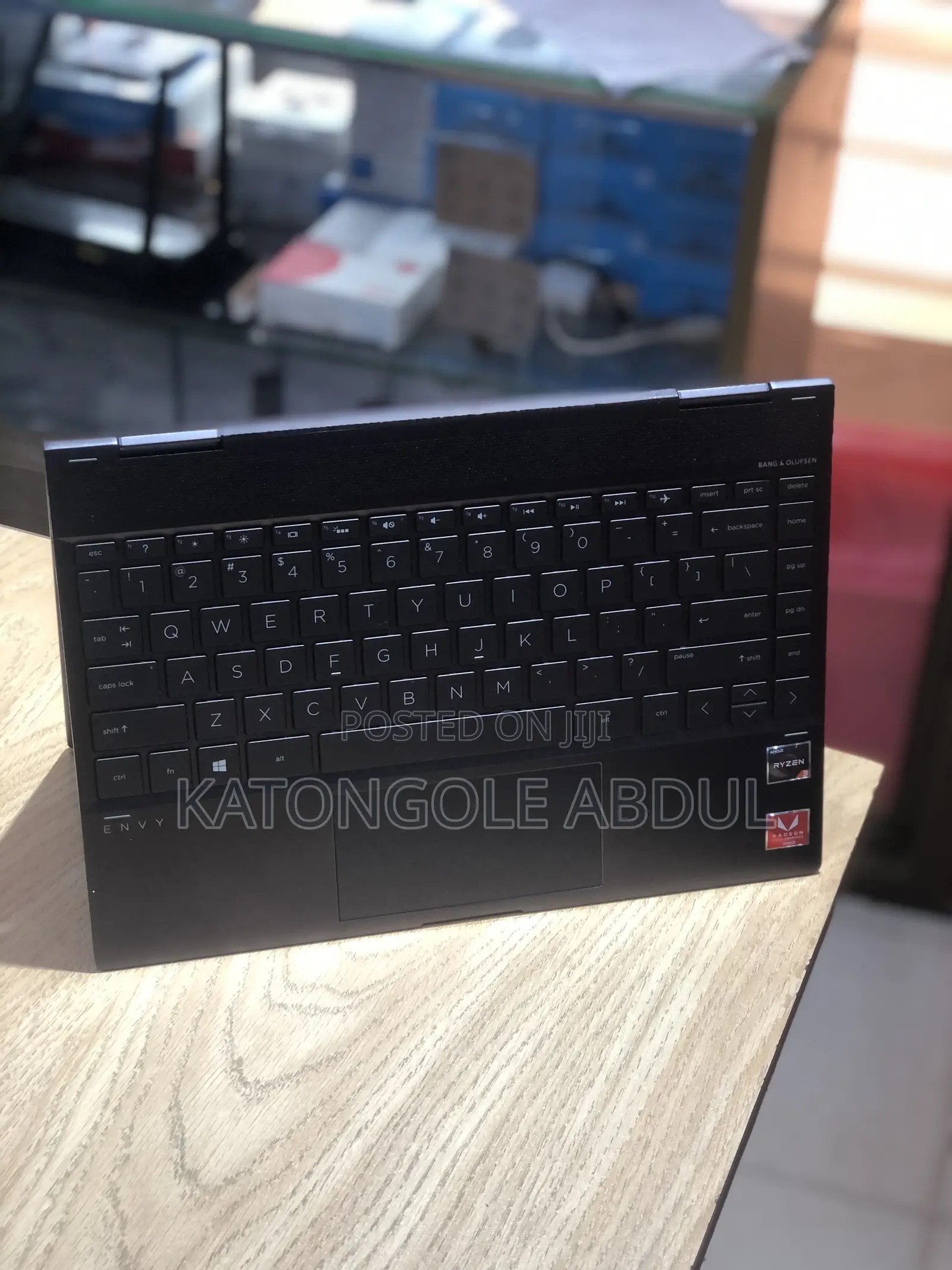 New Laptop HP Envy 13 16GB AMD Ryzen 3 SSD 512GB