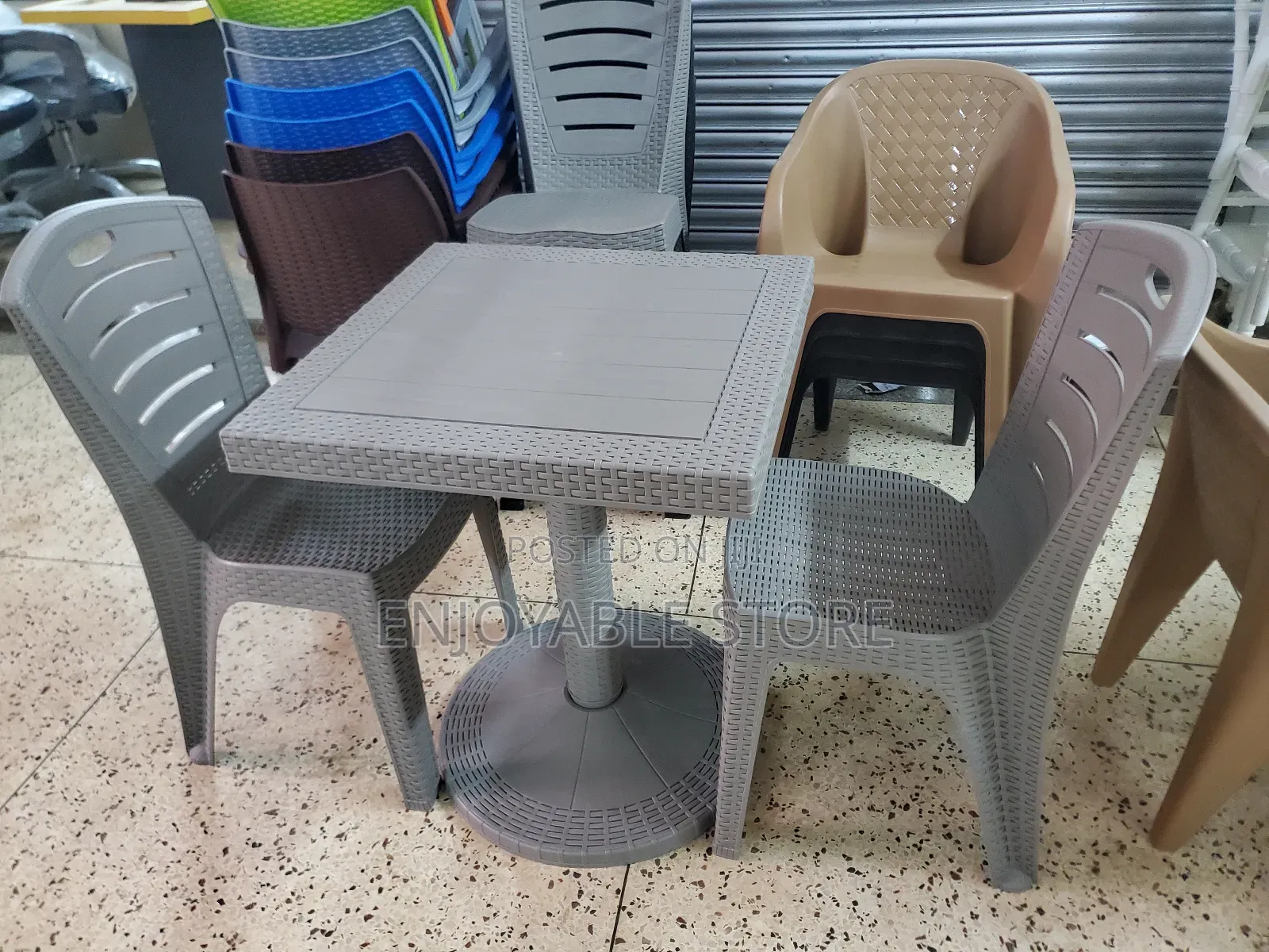 Compound Table and Chairs