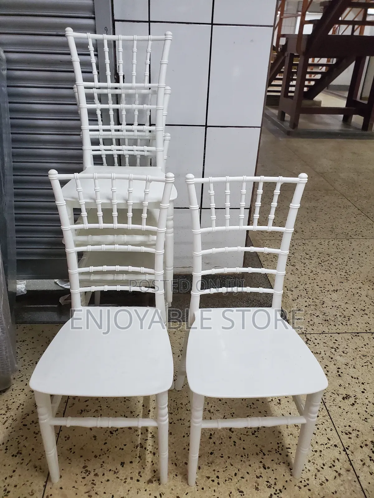 Luxury Plastic Chairs/Plastic Chairs