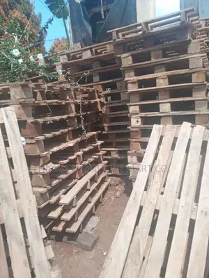 Photo - Pallets Size 120cm X80cm