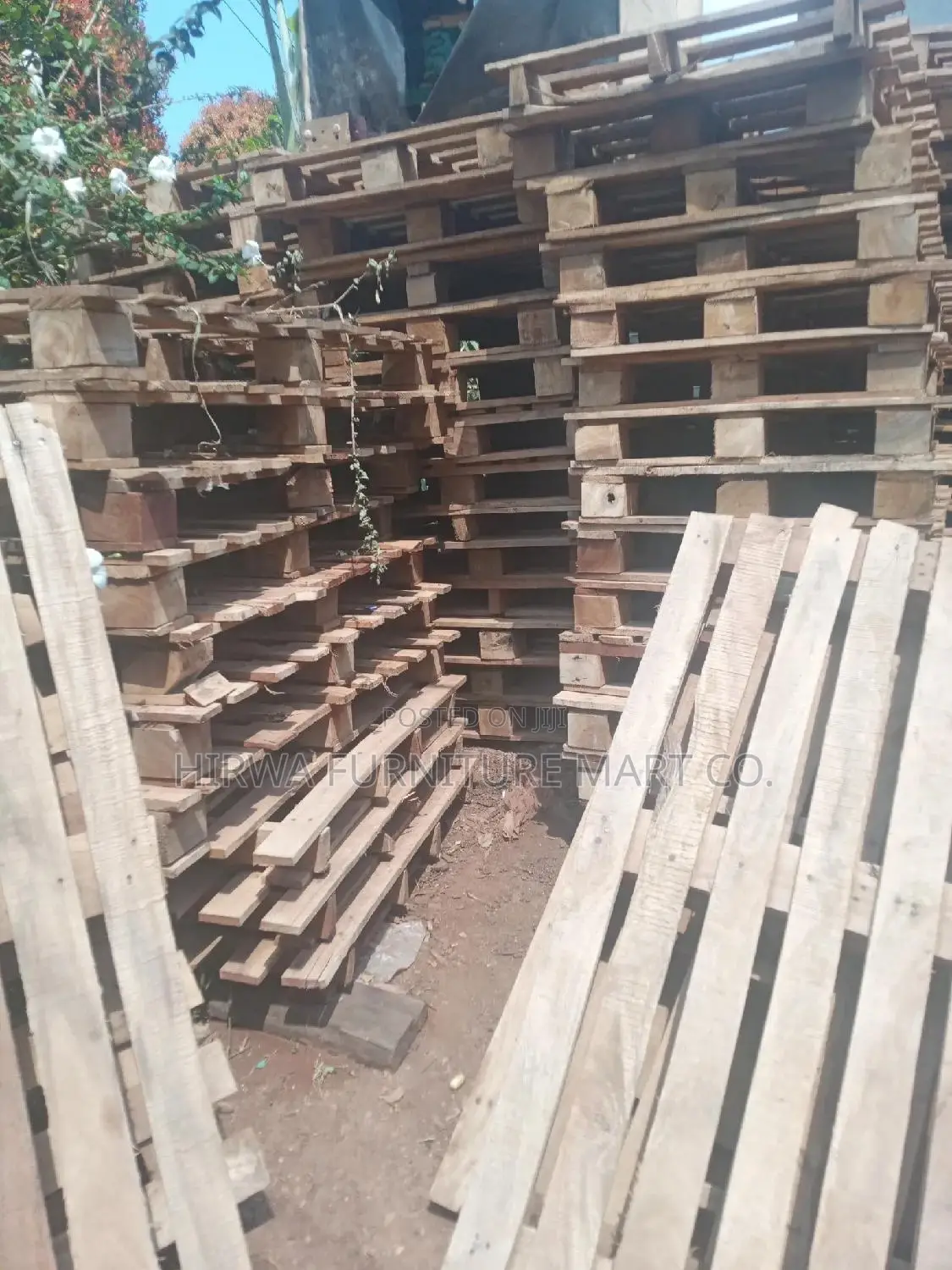 Pallets Size 120cm X80cm