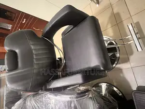 Styling Salon Chair