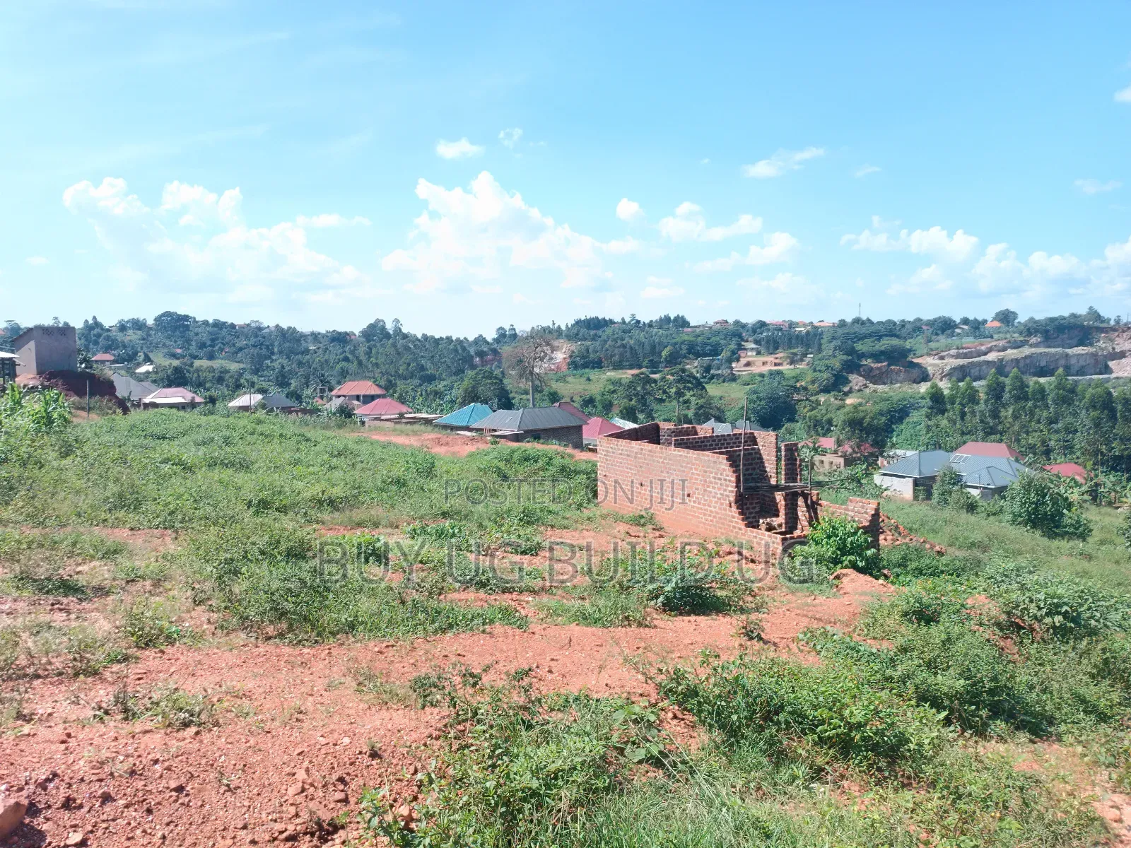 25ft by 40 Plot for Sale in Namugongo Bukerere at 5m