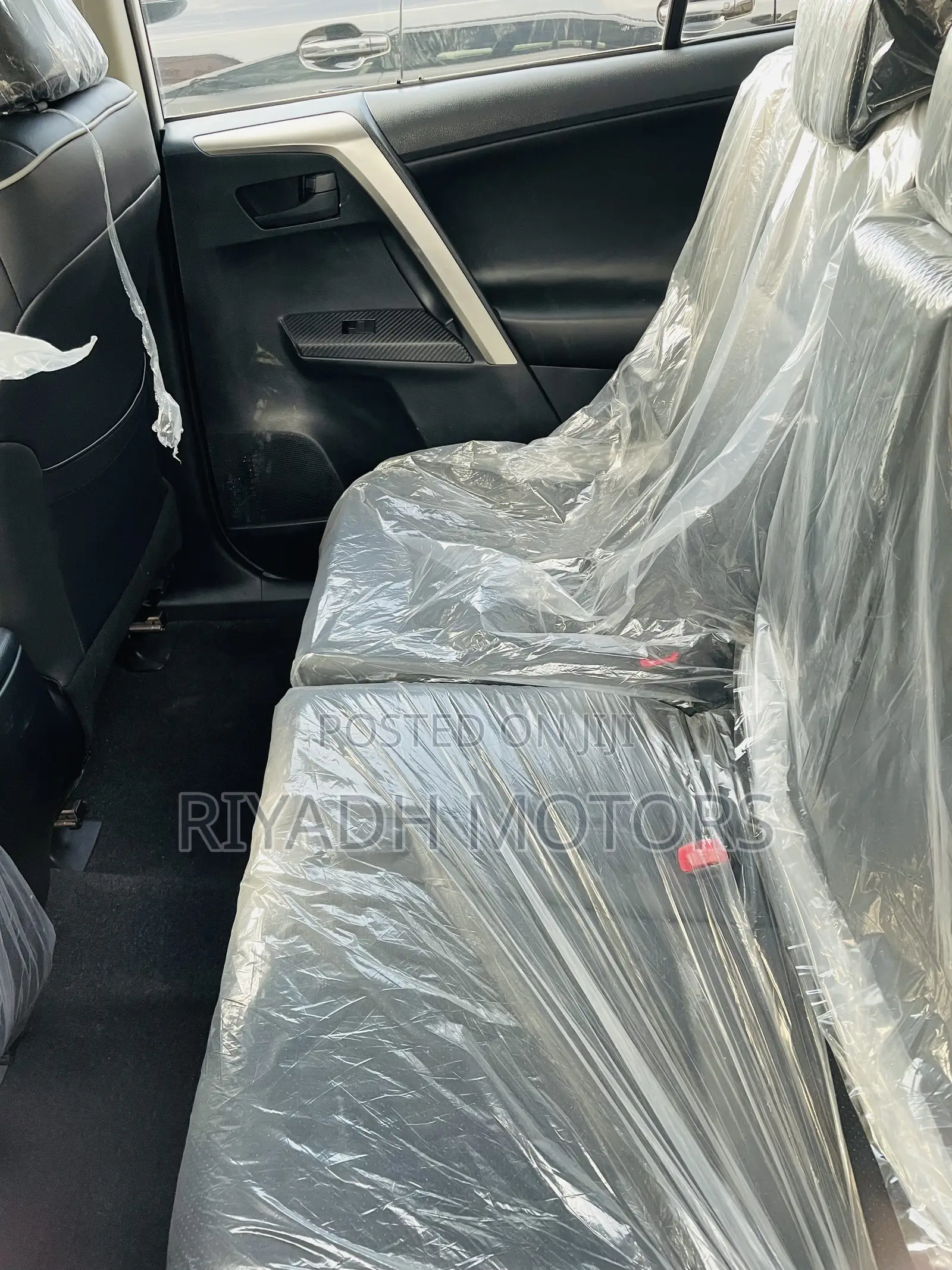 Toyota RAV4 2013 White