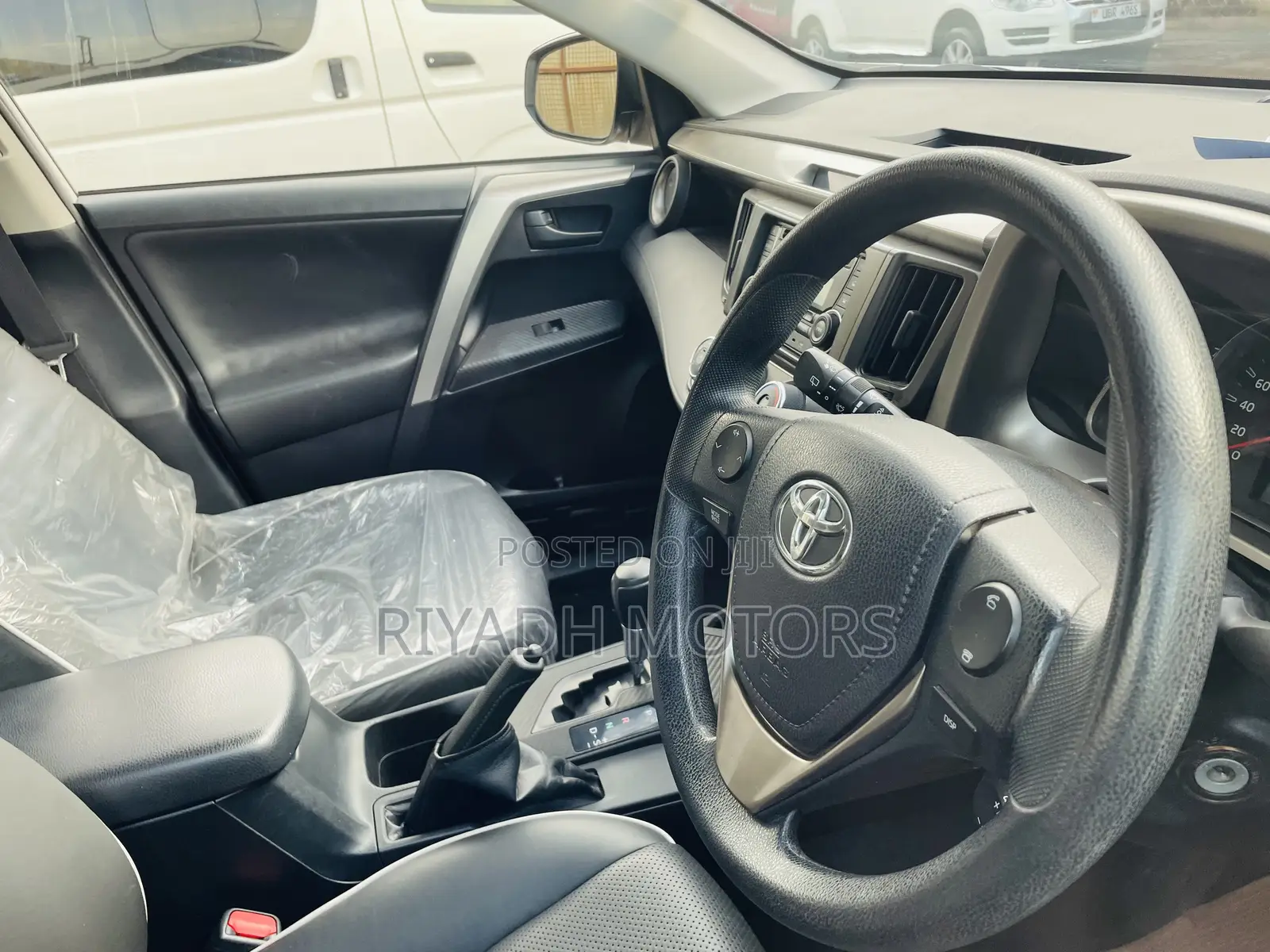 Toyota RAV4 2013 White