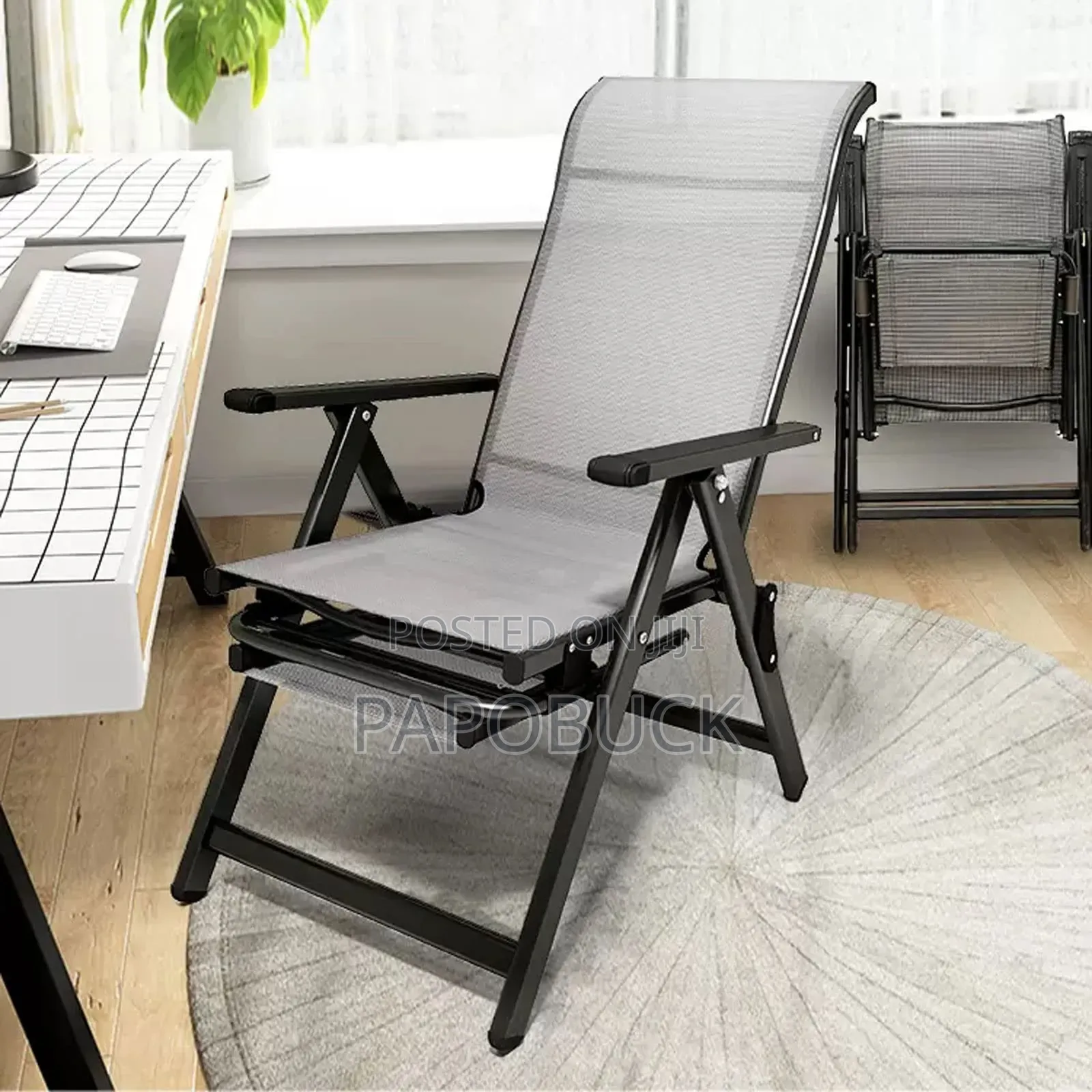 Zero Gravity Inclining Chair With Legs Rest