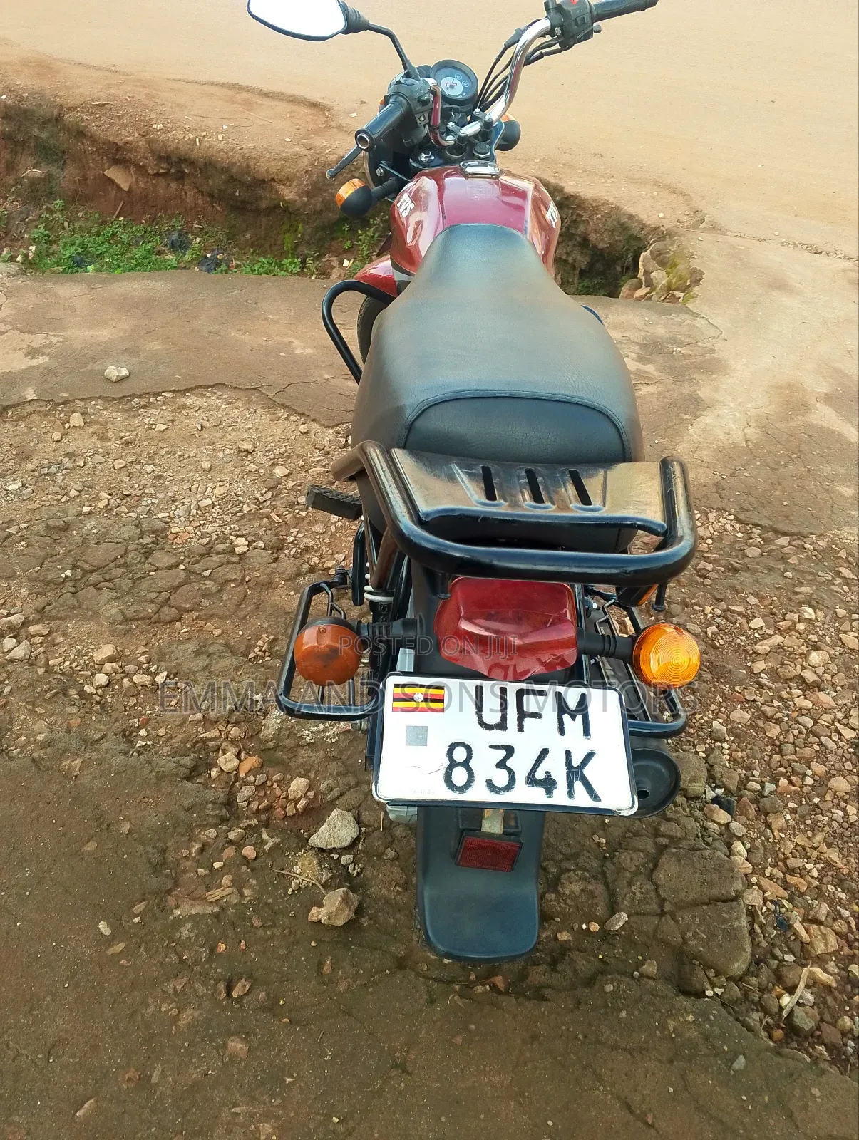TVS HLX 125 2023 Red