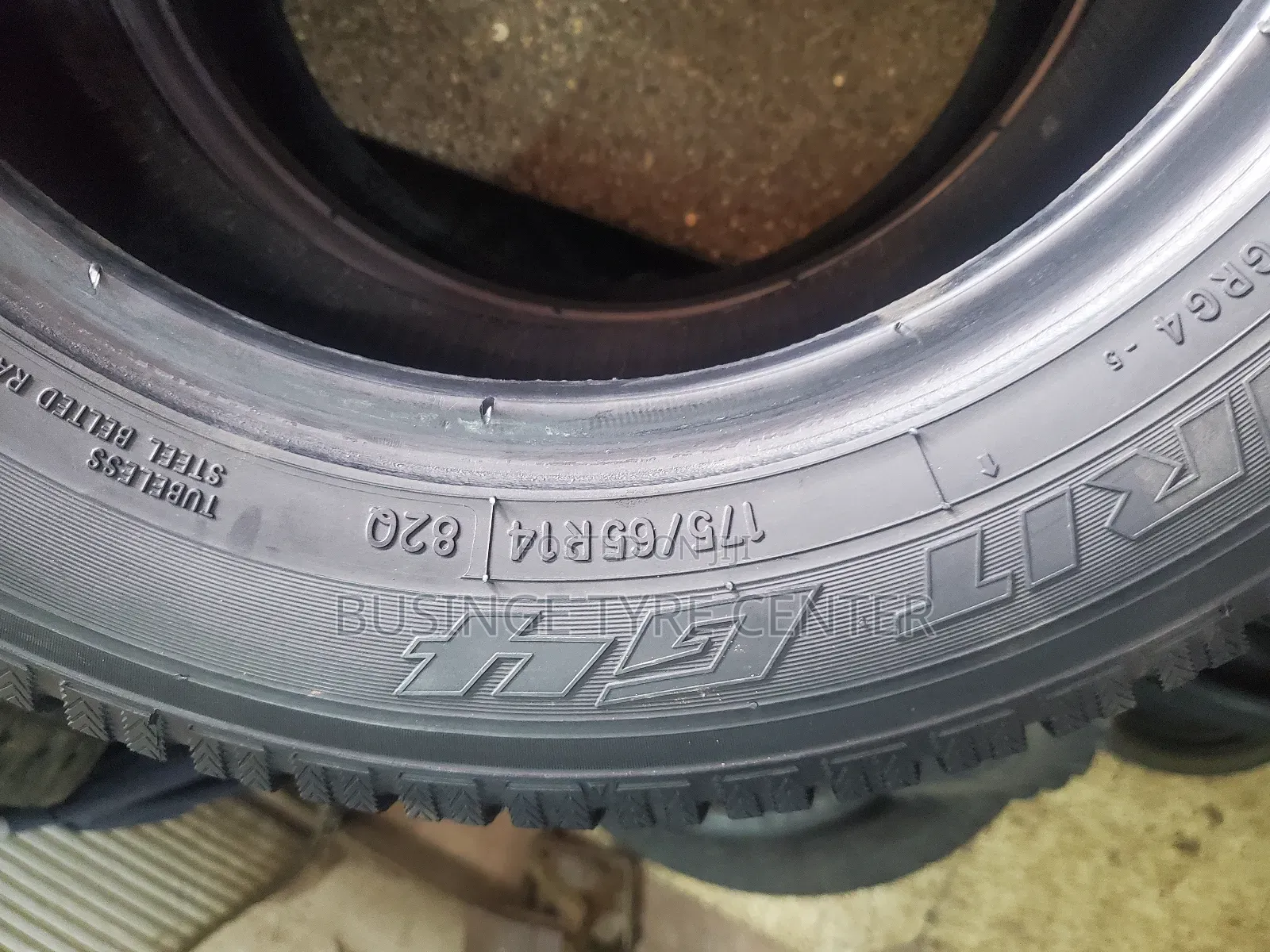 175/65r14 Toyo Japan