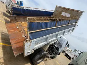 Hino Tipper Sky 1991 Blue