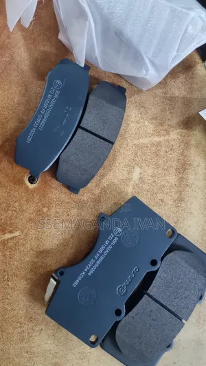 Landcruiser Ronado Behind Break Pads Asimco