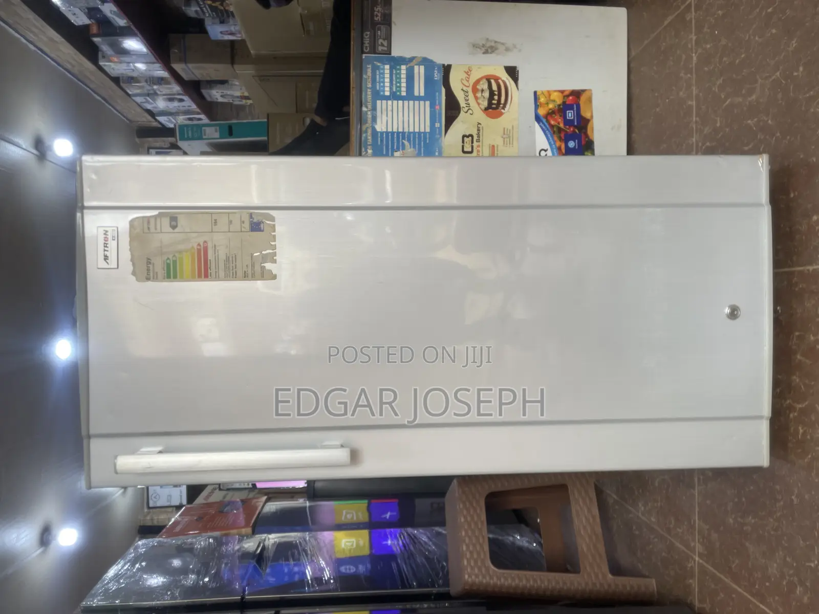 Aftron Fridge 195L