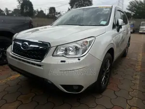 Photo - Subaru Forester 2015 White