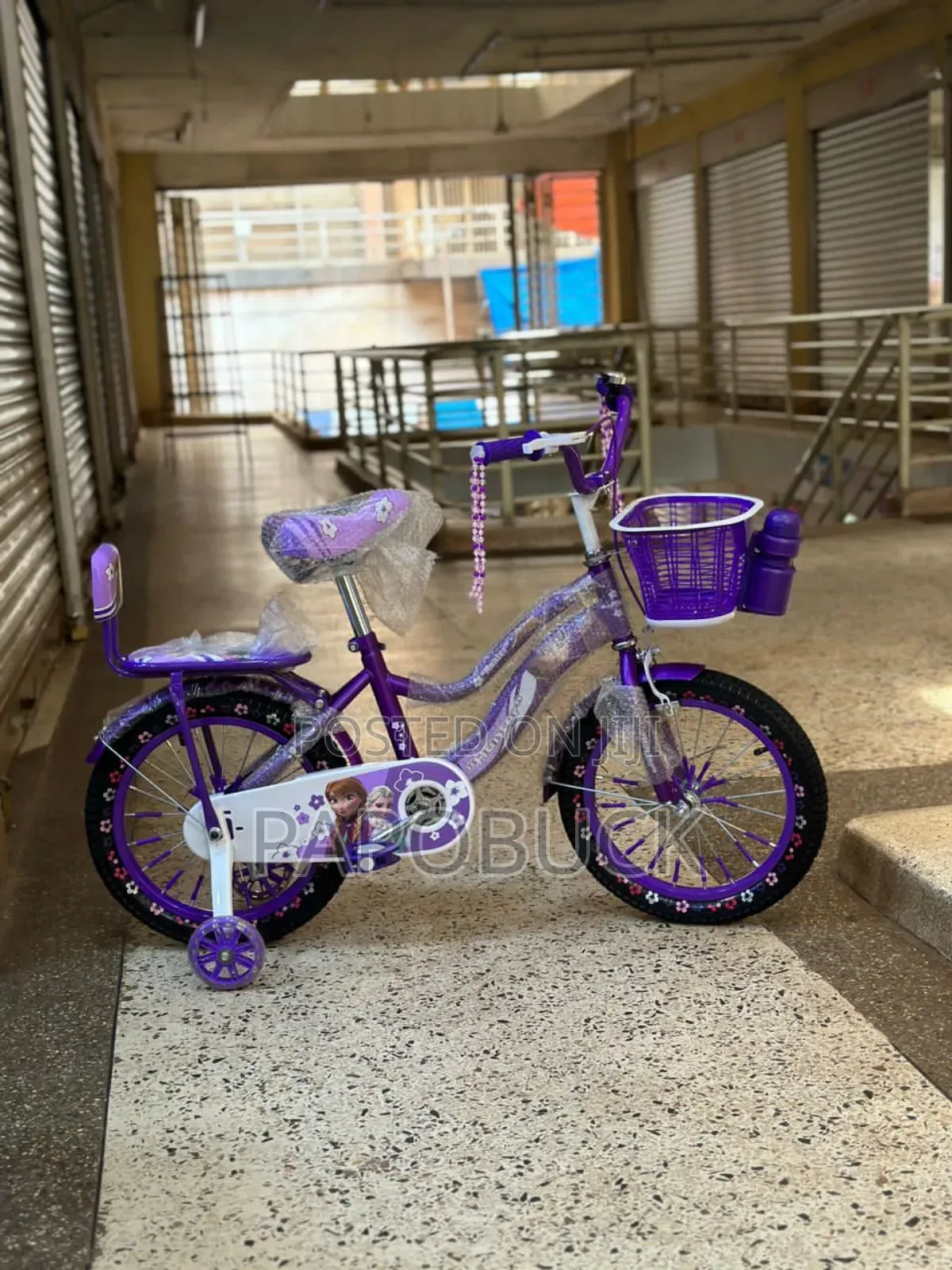 Girl's Bicycle Size 18