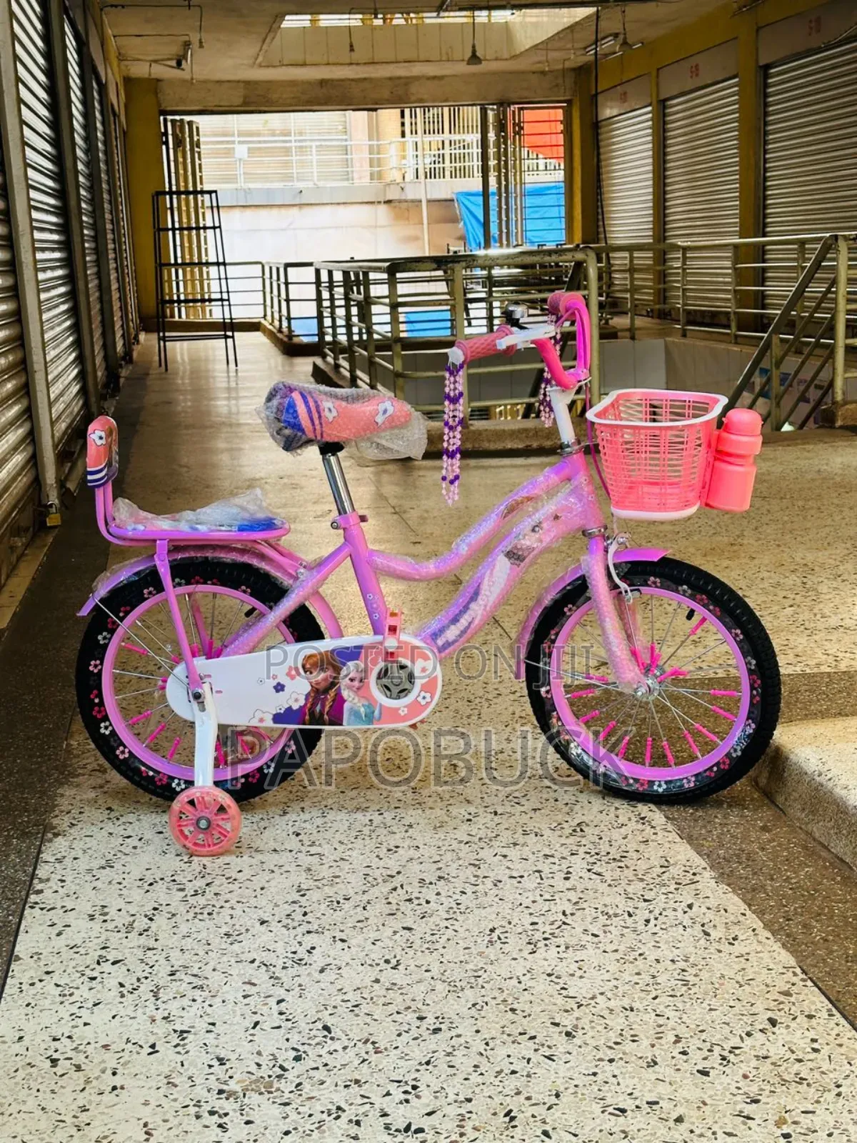 Girl's Bicycle Size 18