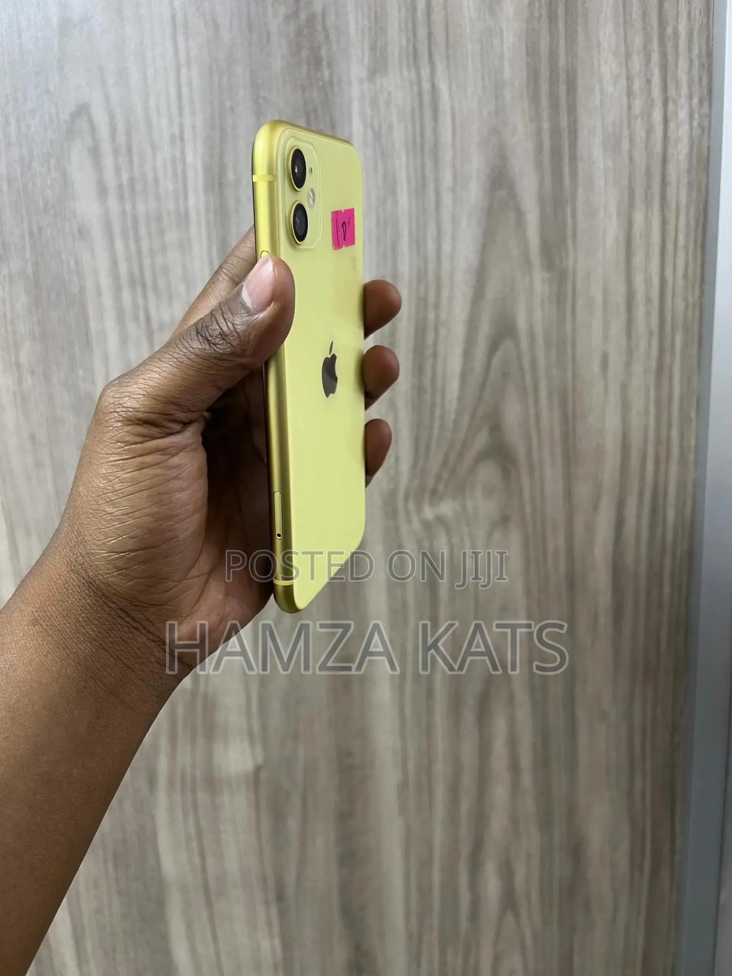 Apple iPhone 11 64 GB Yellow