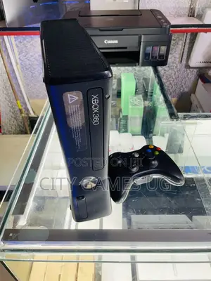 Xbox 360- With 2 Controllers and 10games