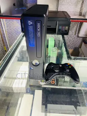 Xbox 360- With 2 Controllers and 10games