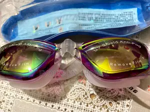 Anti-fog Adjustable Swimming Goggles
