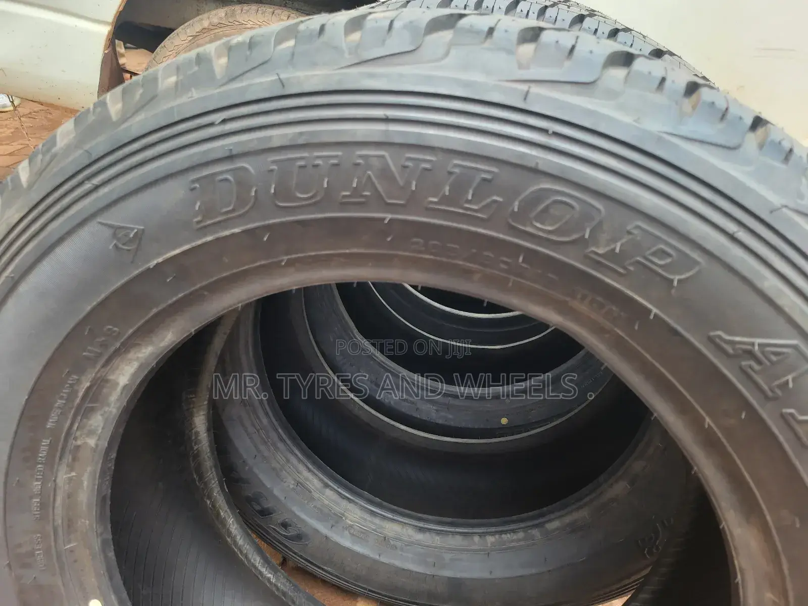 265 60 R18 Brand New Dunlop Now in the Market Very Strong.