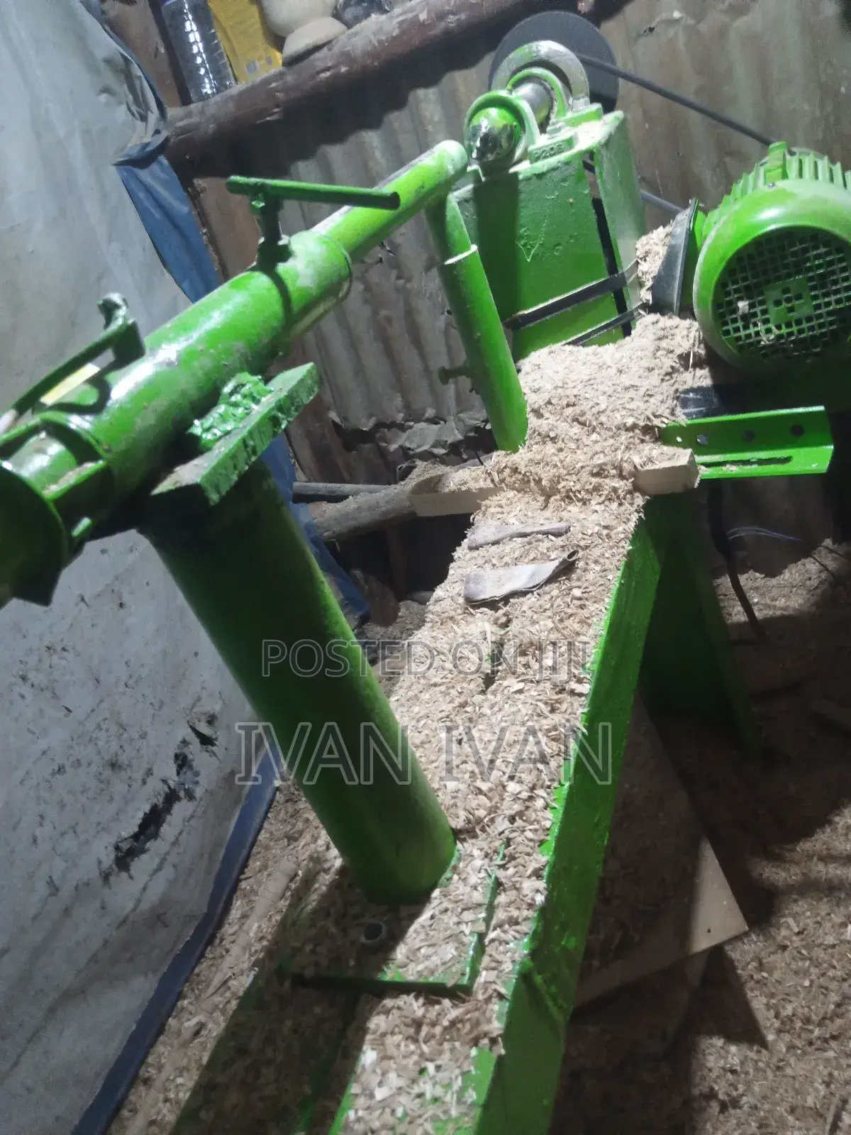 Woodturning Machine Heavy Duty