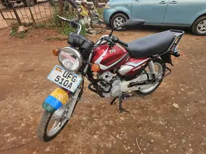 TVS HLX 125 2022 Red